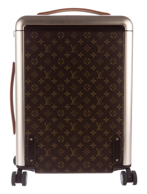 louis vuitton horizon 70 luggage.